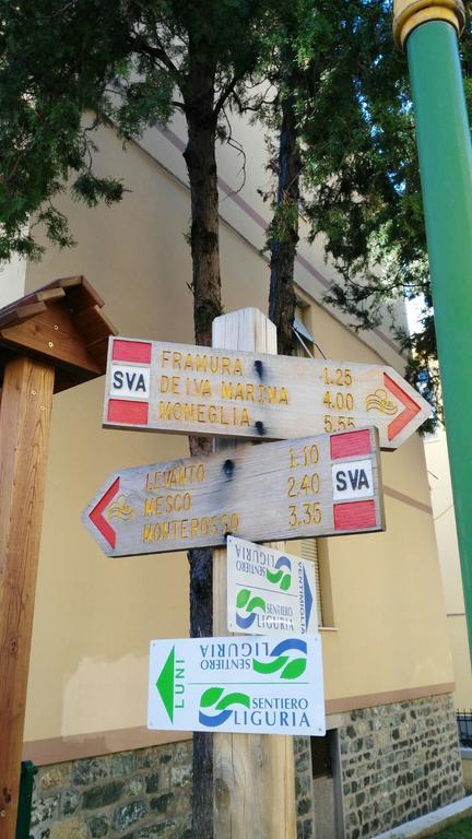 La Luna Nel Borgo Брунято Екстериор снимка