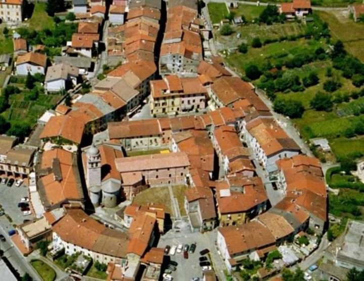 La Luna Nel Borgo Брунято Екстериор снимка